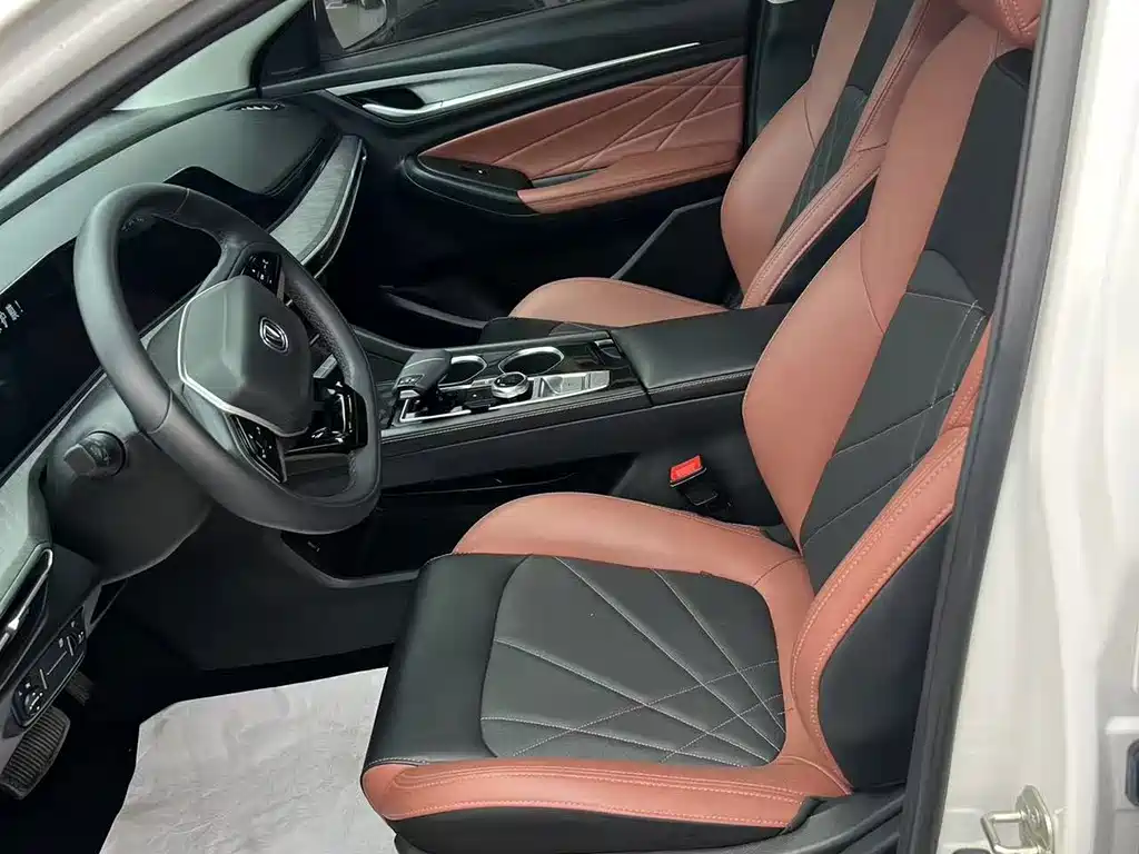 Changan Eado — миниатюра 7