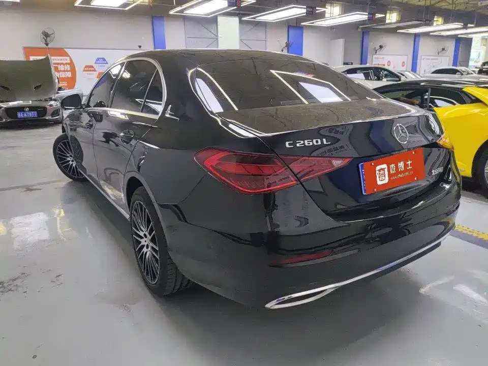 Mercedes-Benz C-Class — миниатюра 3