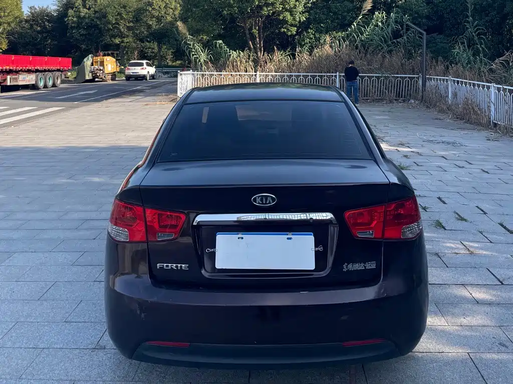 Kia Forte — миниатюра 4