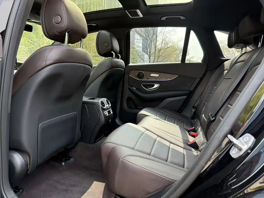 Mercedes-Benz GLC — миниатюра 5