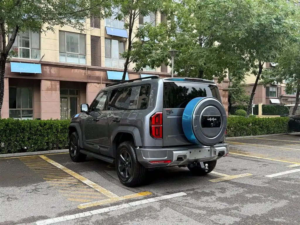 Fangchengbao Leopard 5 5 2025 210KM Ultra