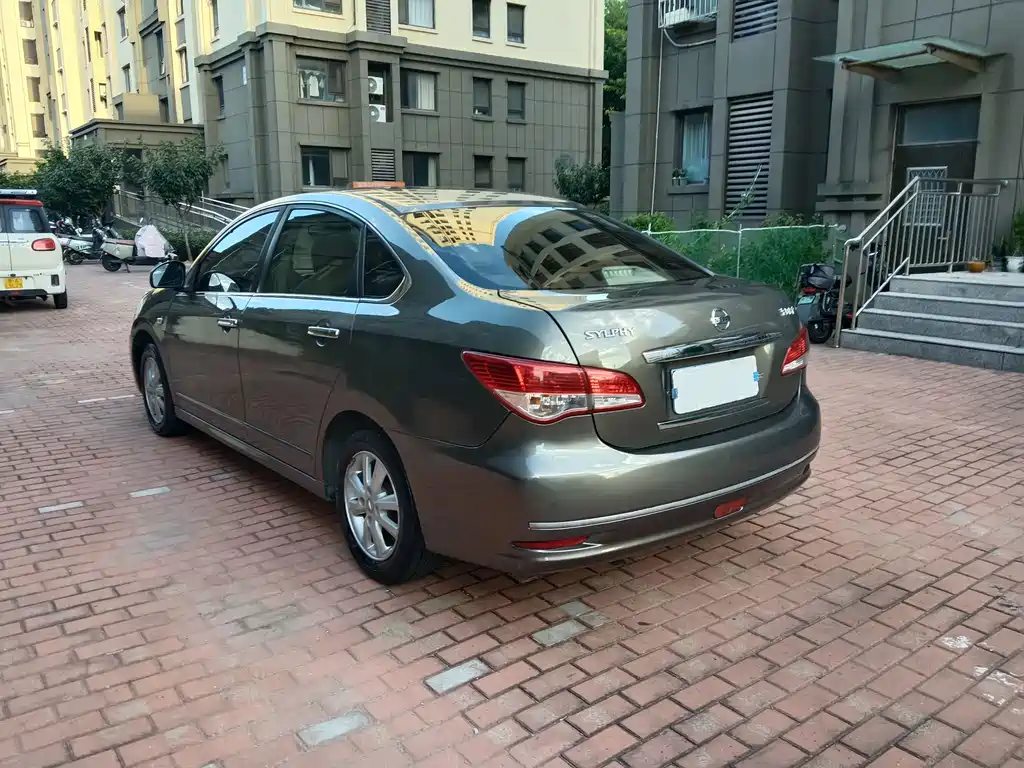 Nissan Sylphy — миниатюра 3