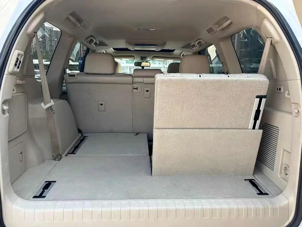 Toyota Land Cruiser Prado 2010 4.0L AT VX NAVI