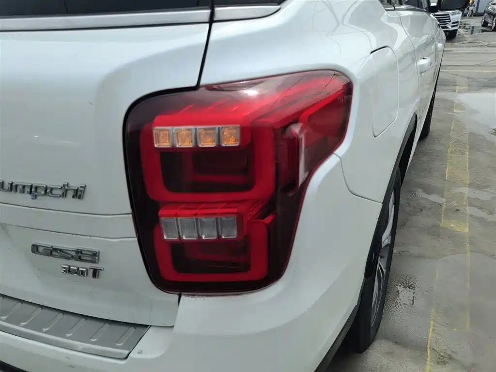 GAC GS8 2017 320T Luxury Smart Connect ( мест)