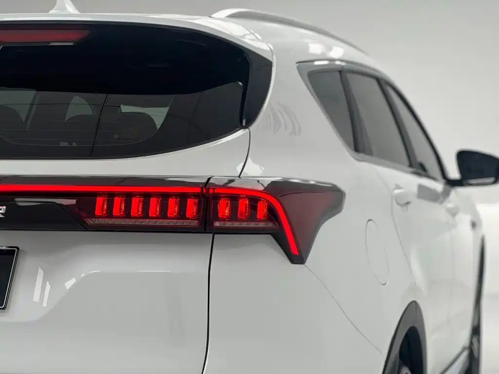 JETOUR X70 PLUS 2021 1.5T DCT PRO 5 мест