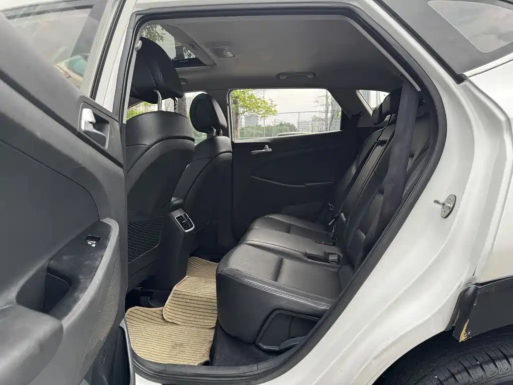 Hyundai Tucson 2015 1.6T DCT