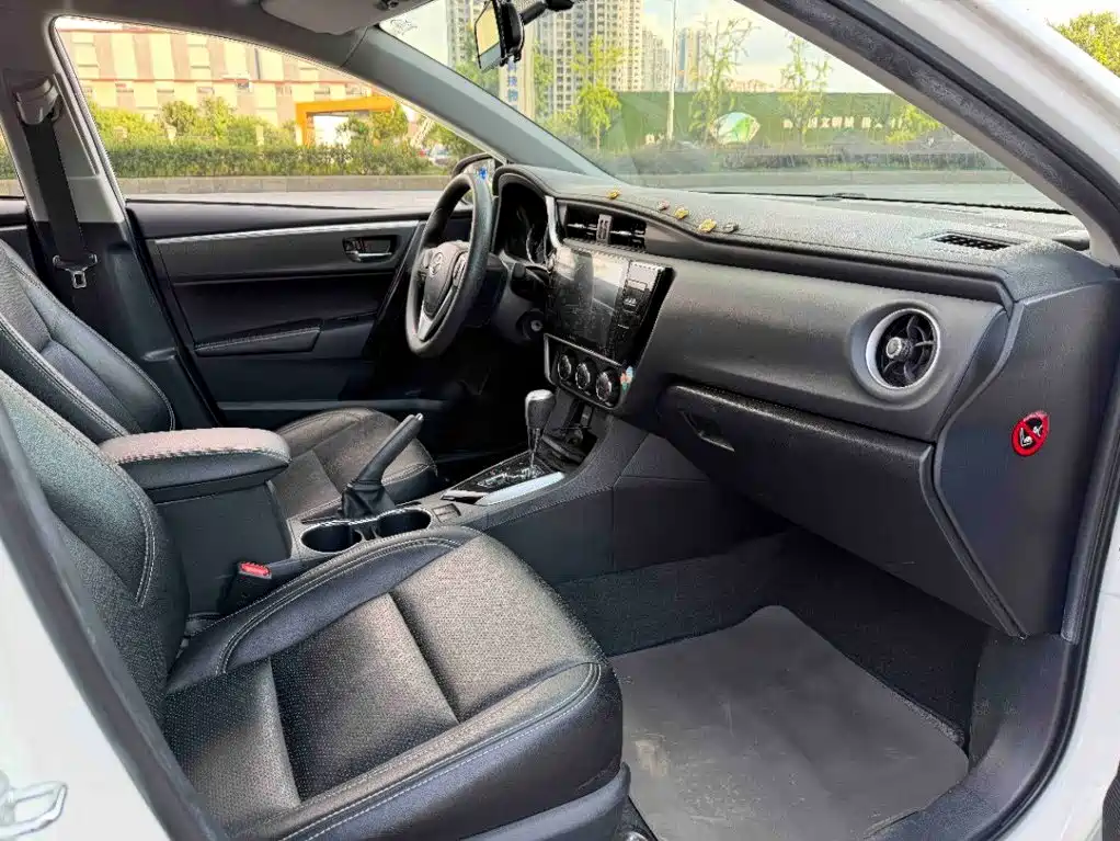 Toyota Corolla — миниатюра 7