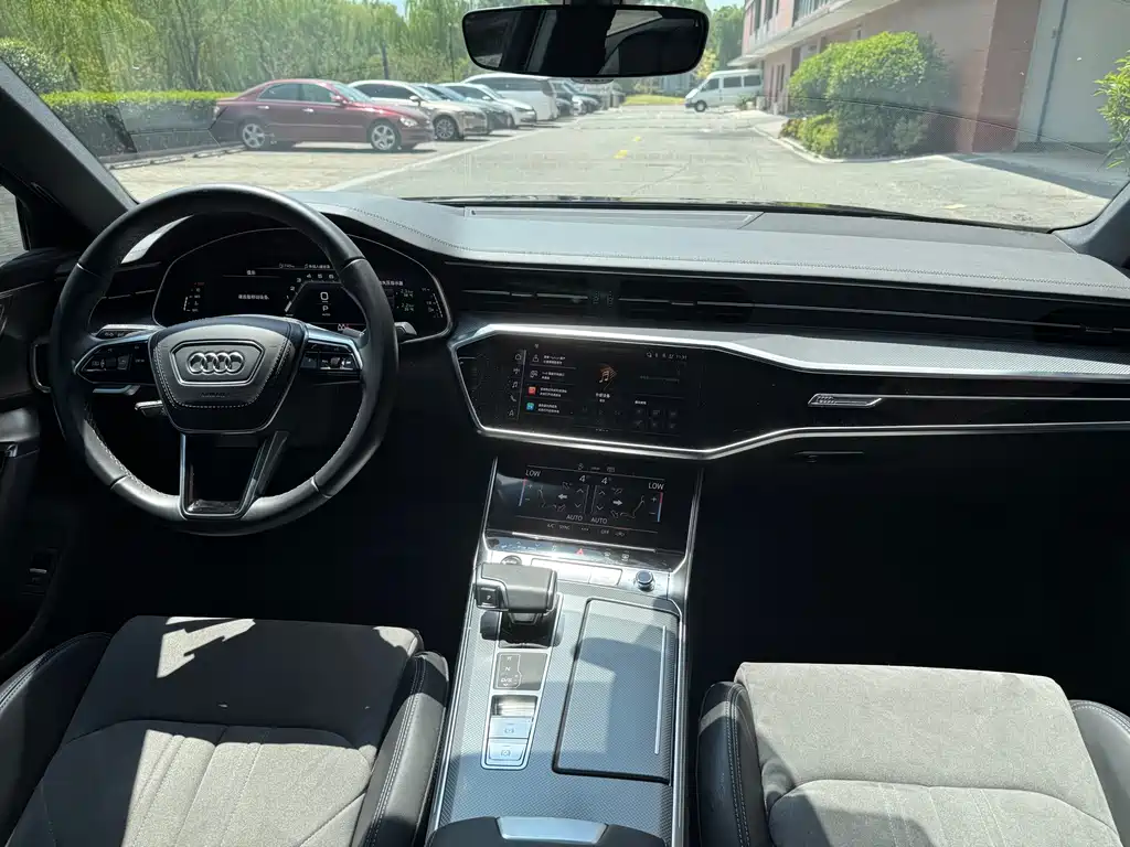 Audi A6L 2023 45 TFSI