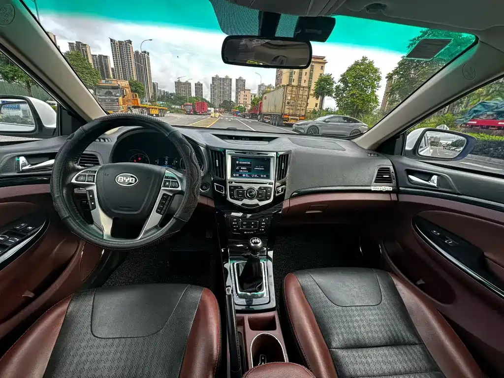 BYD Surui — миниатюра 6