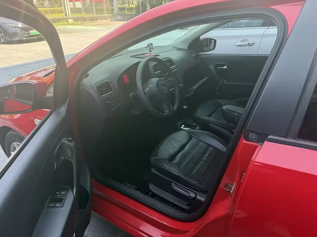 Volkswagen Polo — миниатюра 5