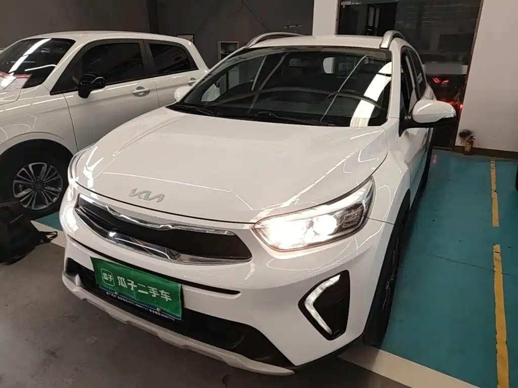 Kia KX1