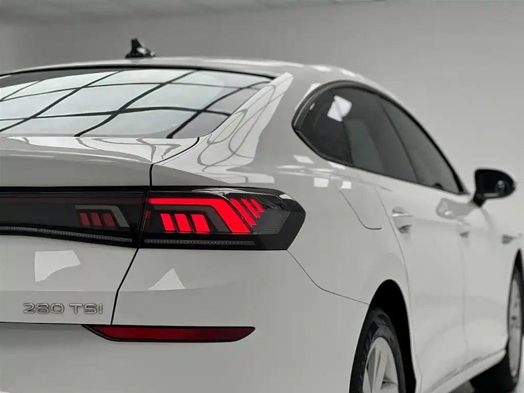 Volkswagen Lamando 2023 L 280TSI DSG