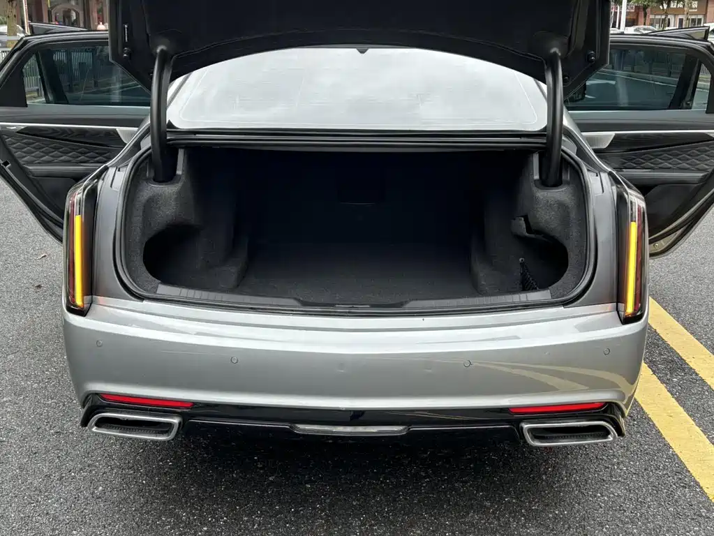 Cadillac CT6 — миниатюра 13