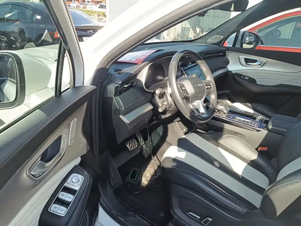 Roewe RX5 MAX — миниатюра 16