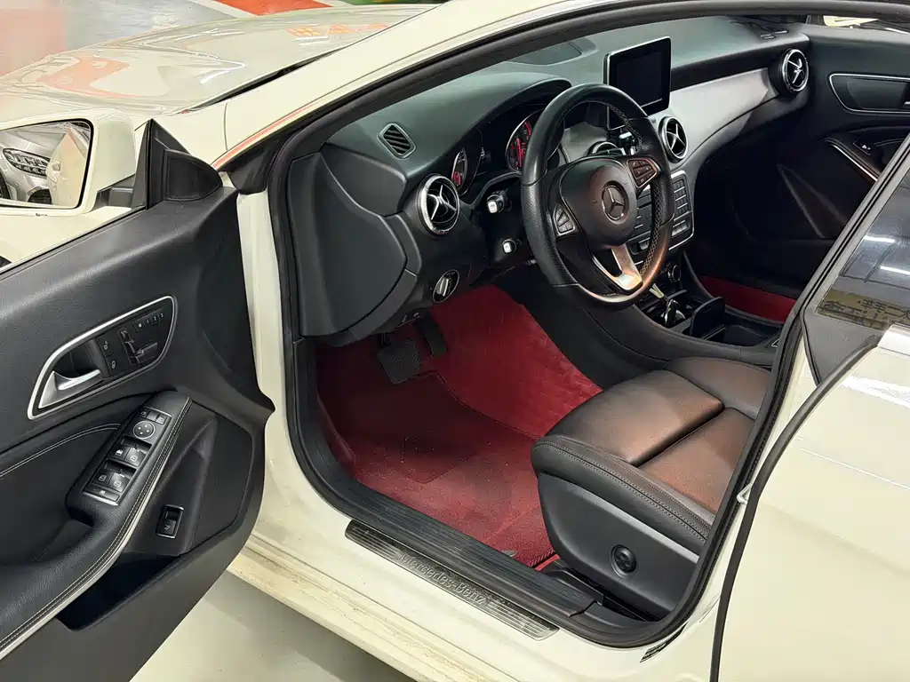 Mercedes-Benz CLA (Import) — миниатюра 9