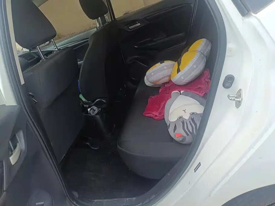 Honda Fit — миниатюра 11