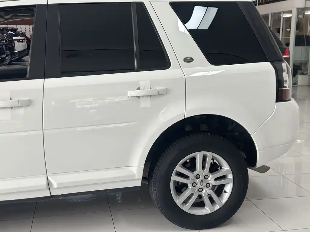 Land Rover Freelander 2 — миниатюра 13