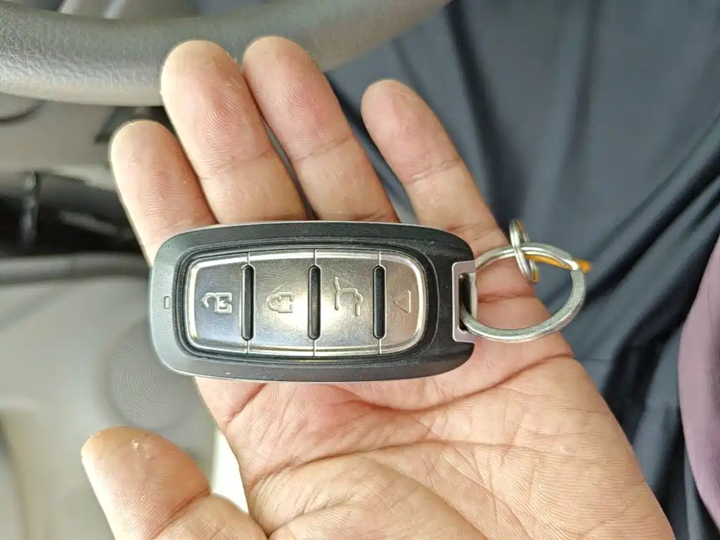 Nissan Sunny — миниатюра 9