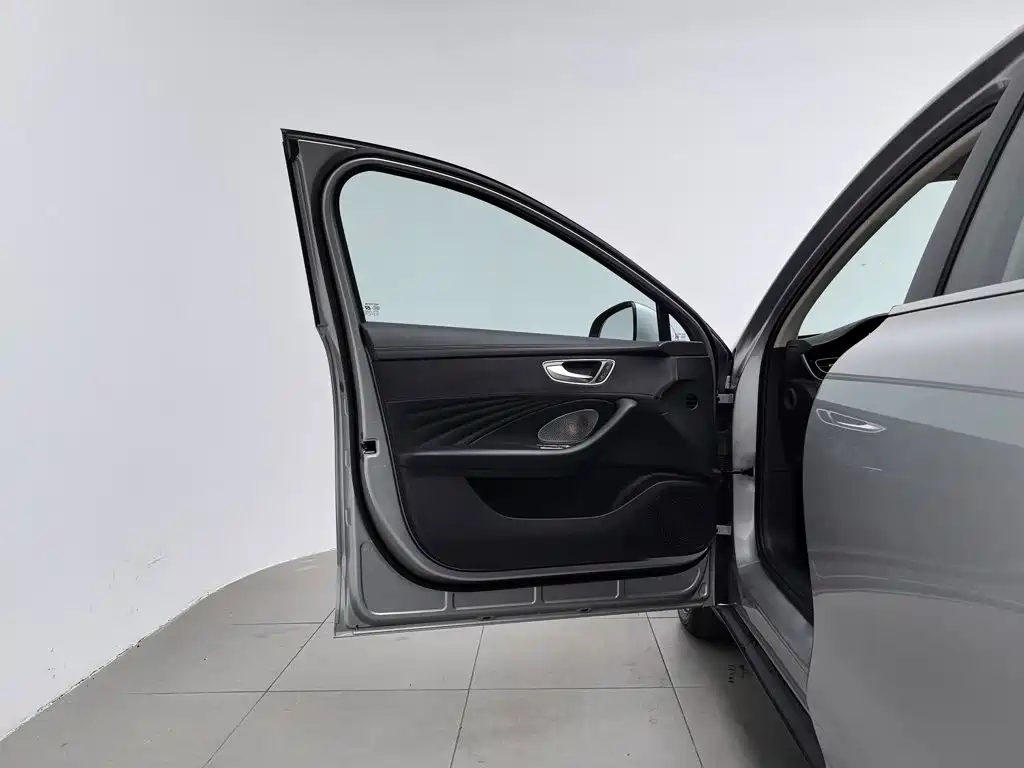 Roewe D7 — миниатюра 8