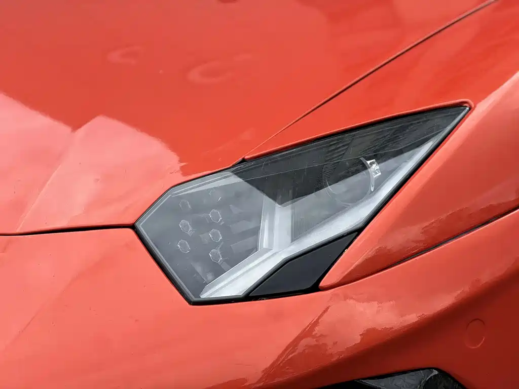 Lamborghini Aventador — миниатюра 10