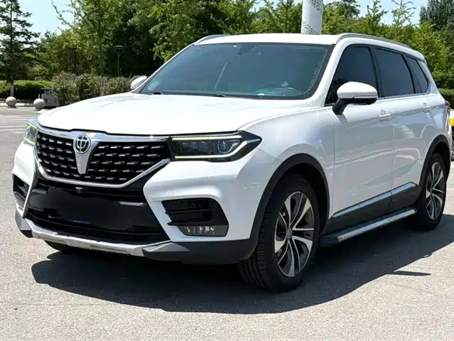 BRILLIANCE V7