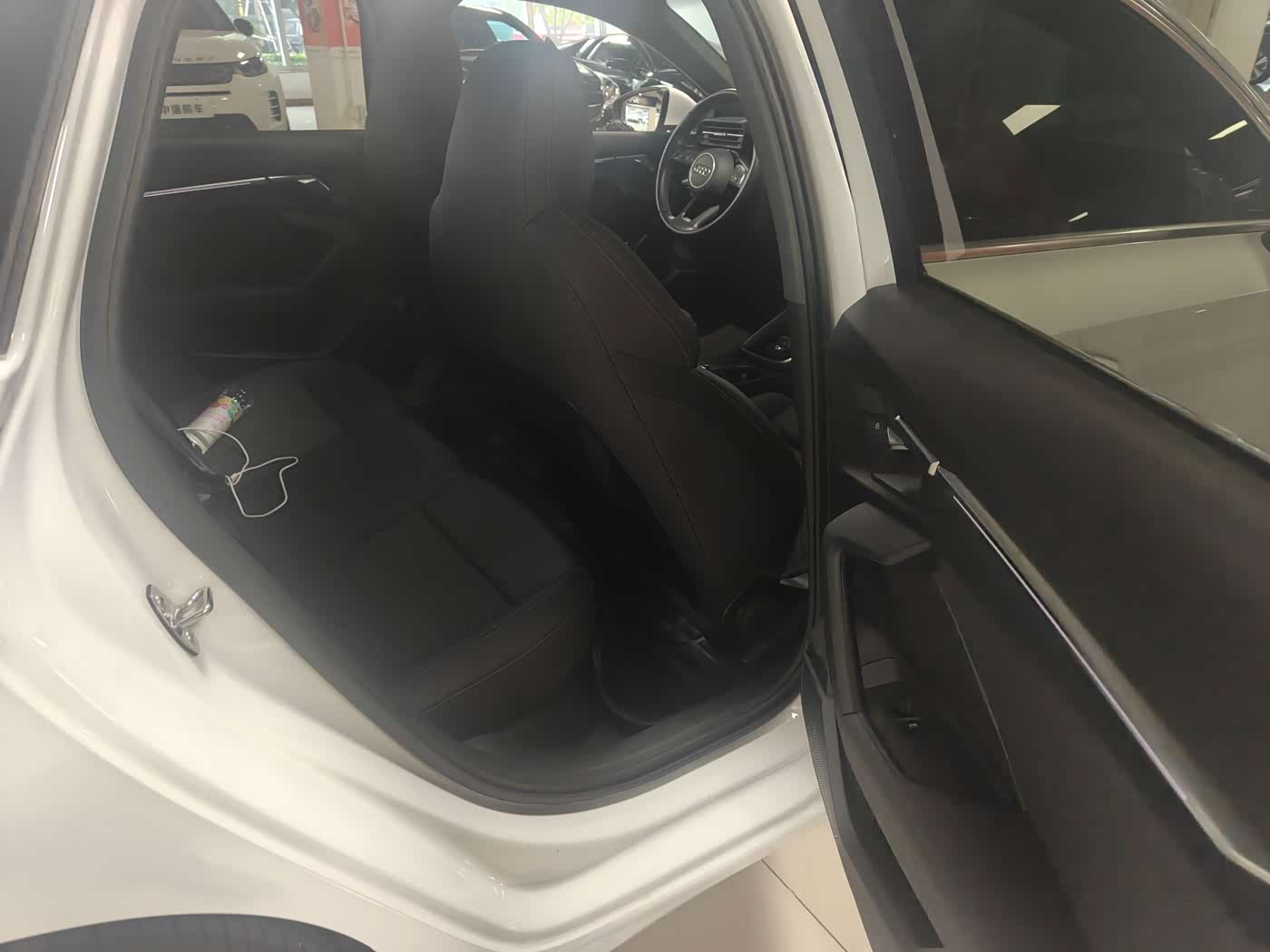 Audi A3 1.4 л 2024 г. Белый, пробег 37600 км