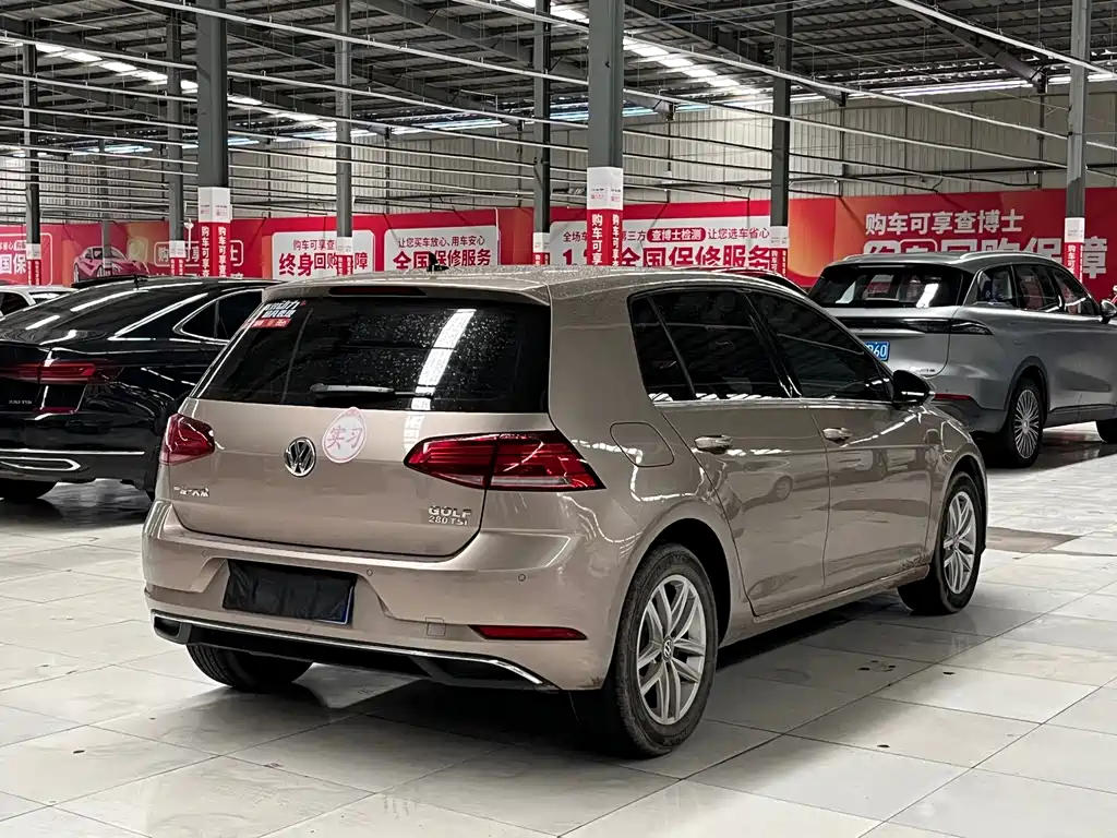 Volkswagen Golf — миниатюра 16