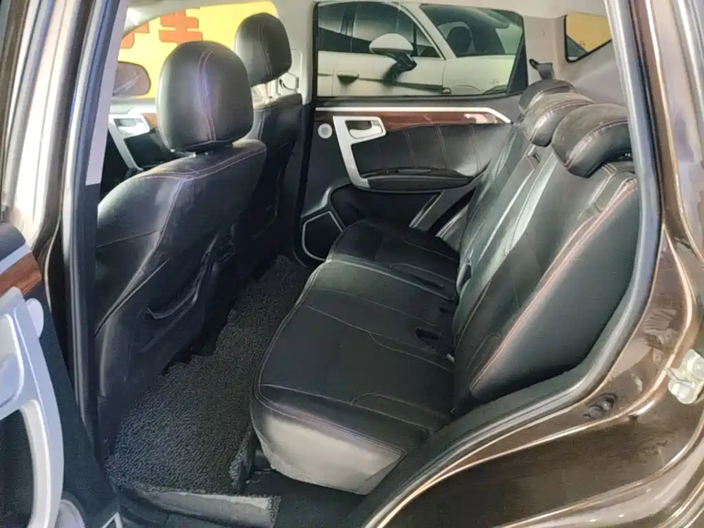 Geely GX7 — миниатюра 17