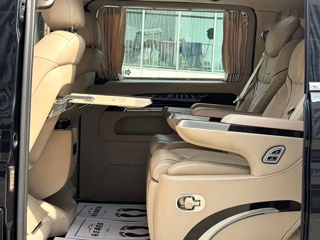 Mercedes-Benz Vito — миниатюра 9
