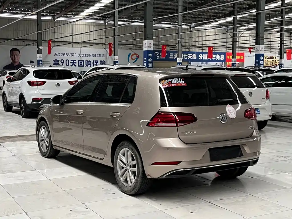 Volkswagen Golf — миниатюра 14