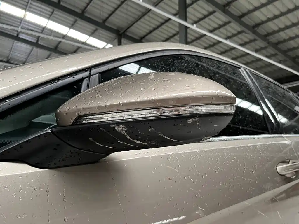 Volkswagen Golf — миниатюра 5
