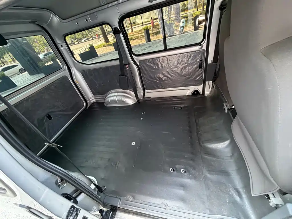 Wuling Zhiguang — миниатюра 7