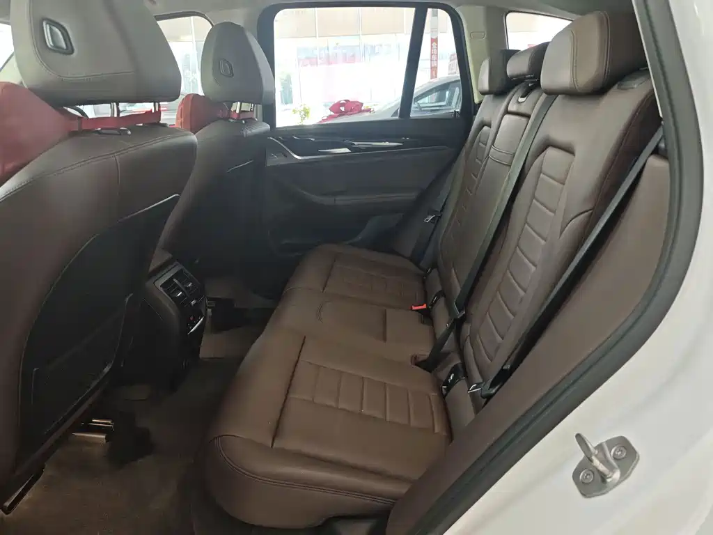 BMW X3 — миниатюра 12