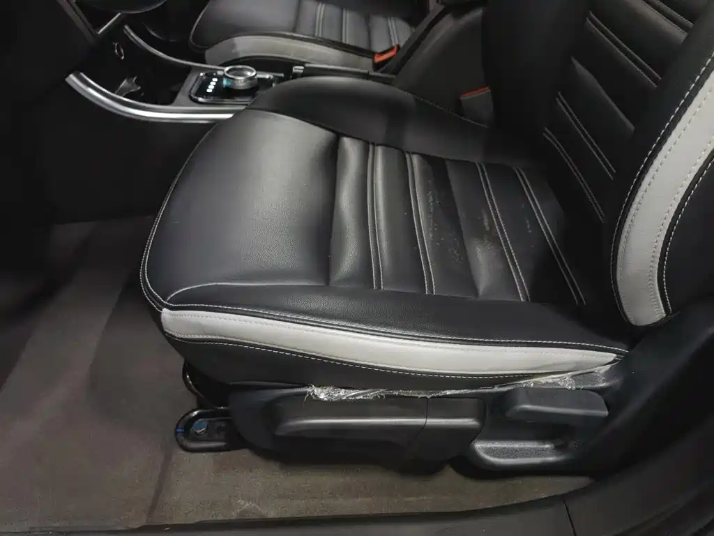BAIC New Energy EC5 — миниатюра 20