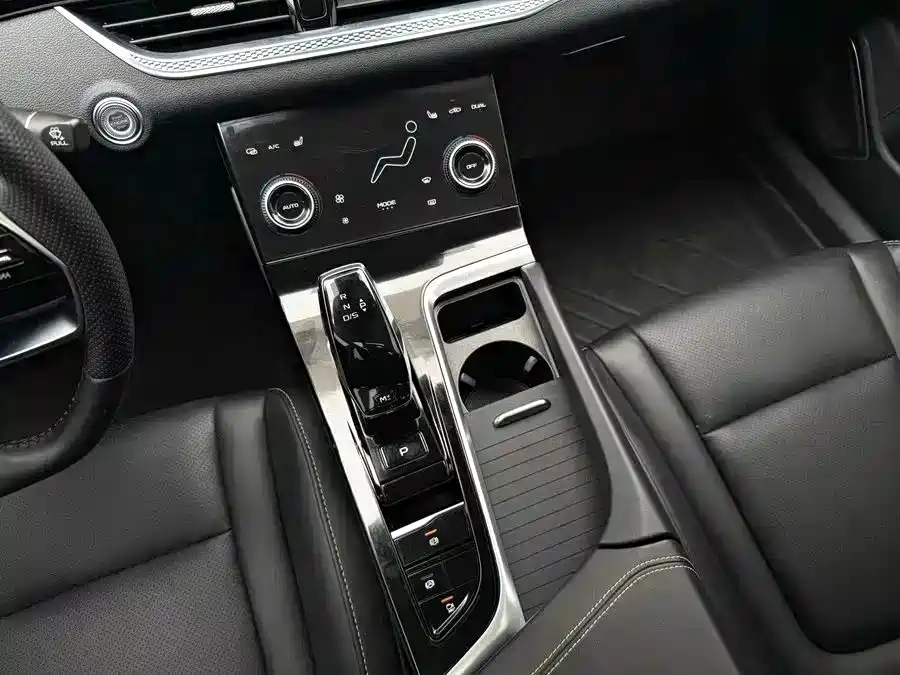 Bestune B70 — миниатюра 8