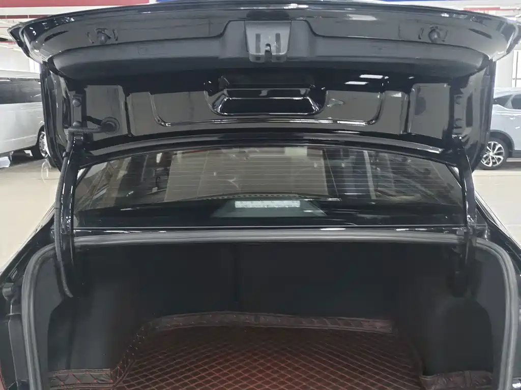 Volkswagen Lavida — миниатюра 9