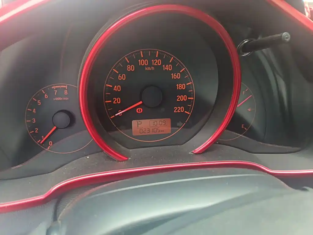 Honda Fit — миниатюра 7