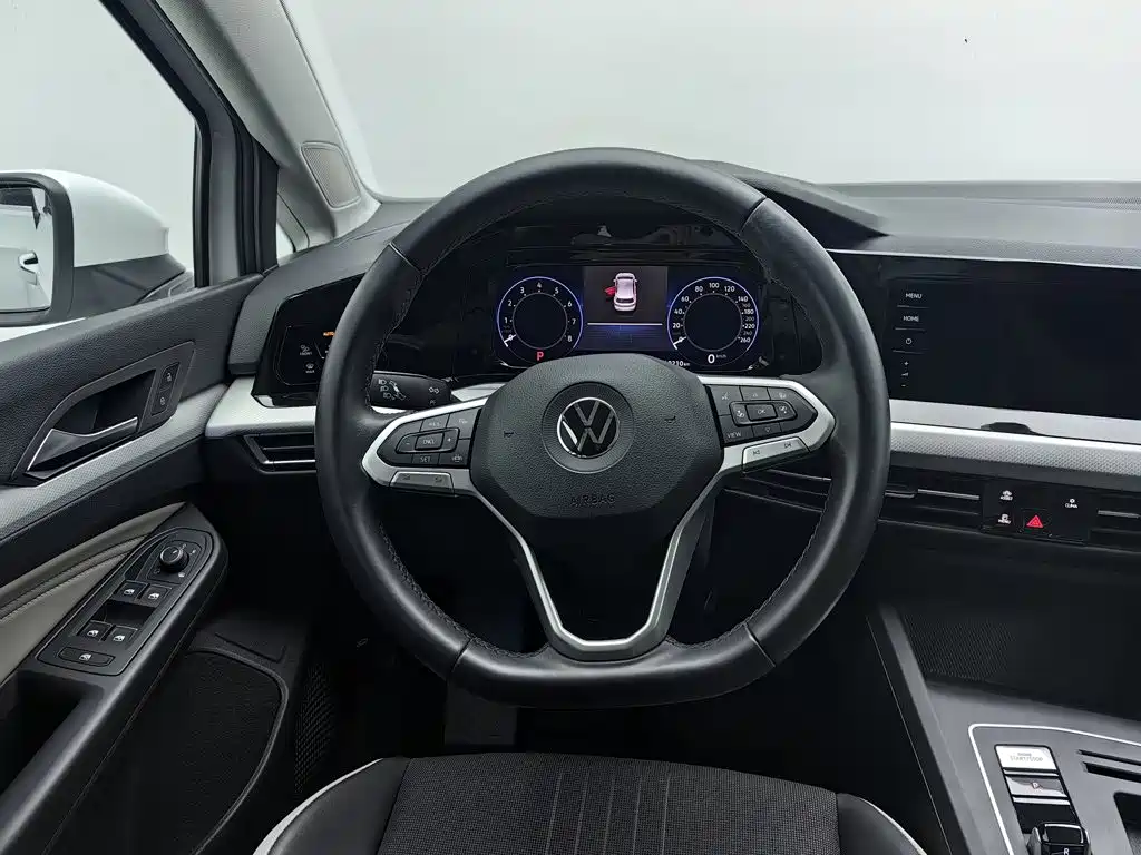 Volkswagen Golf — миниатюра 11