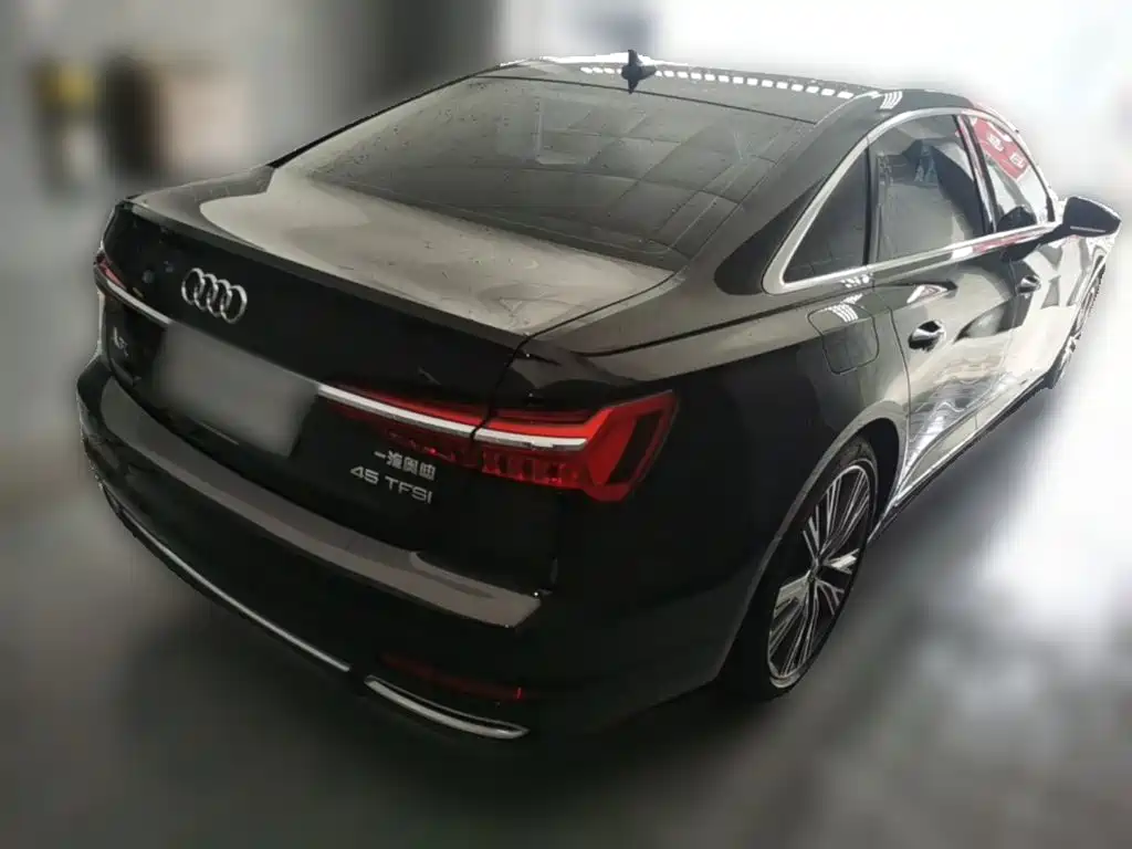 Audi A6L — миниатюра 10