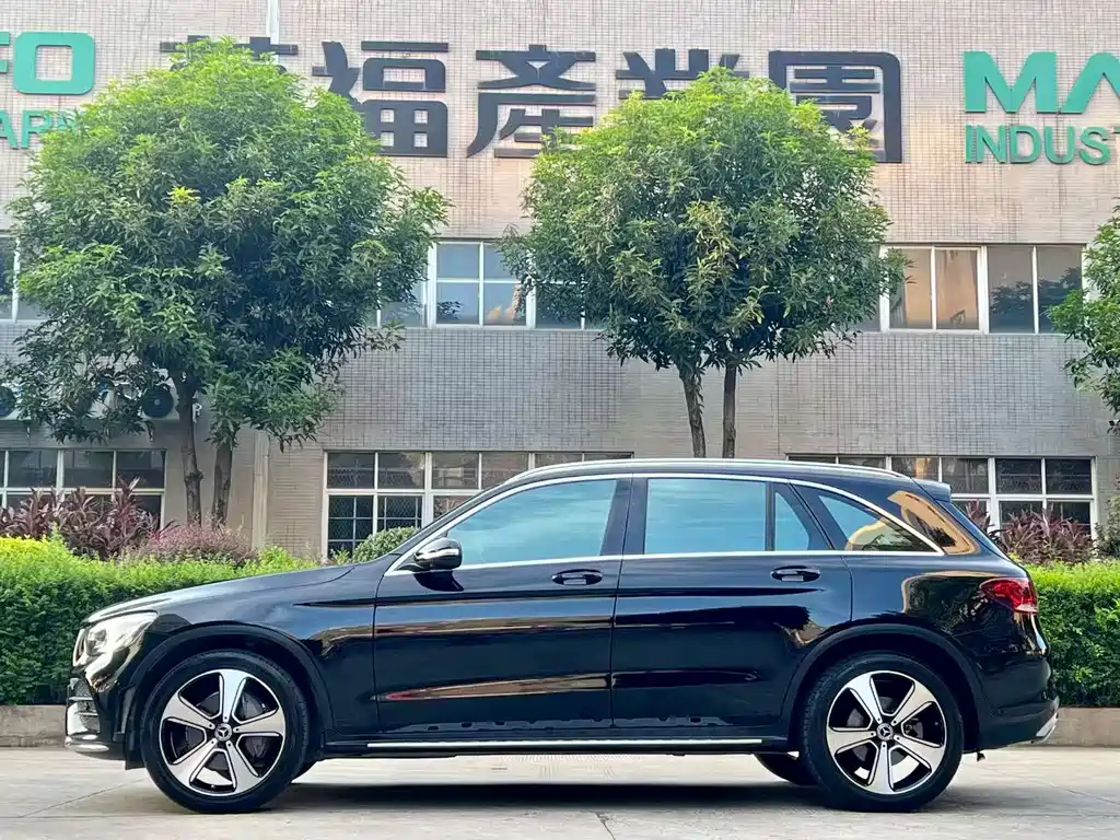 Mercedes-Benz GLC — миниатюра 3