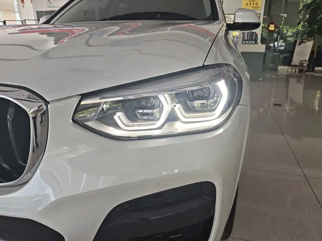 BMW X3 — миниатюра 13