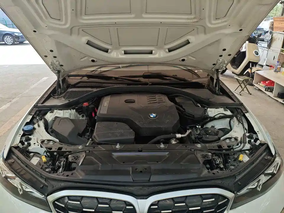 BMW 3 Series — миниатюра 12