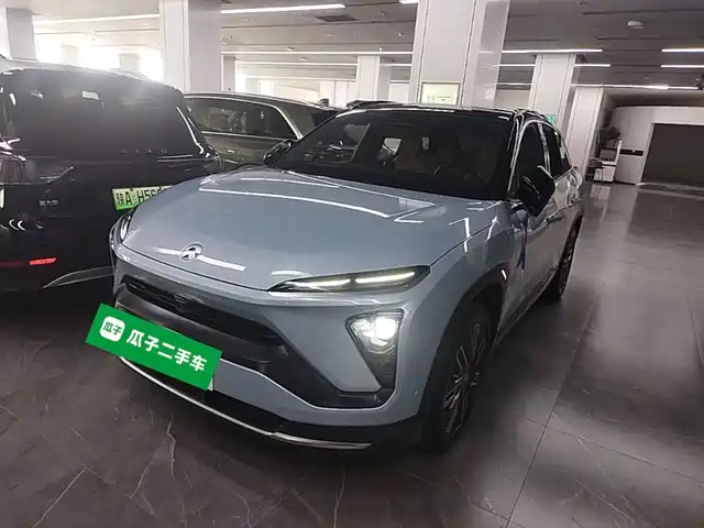 NIO ES6