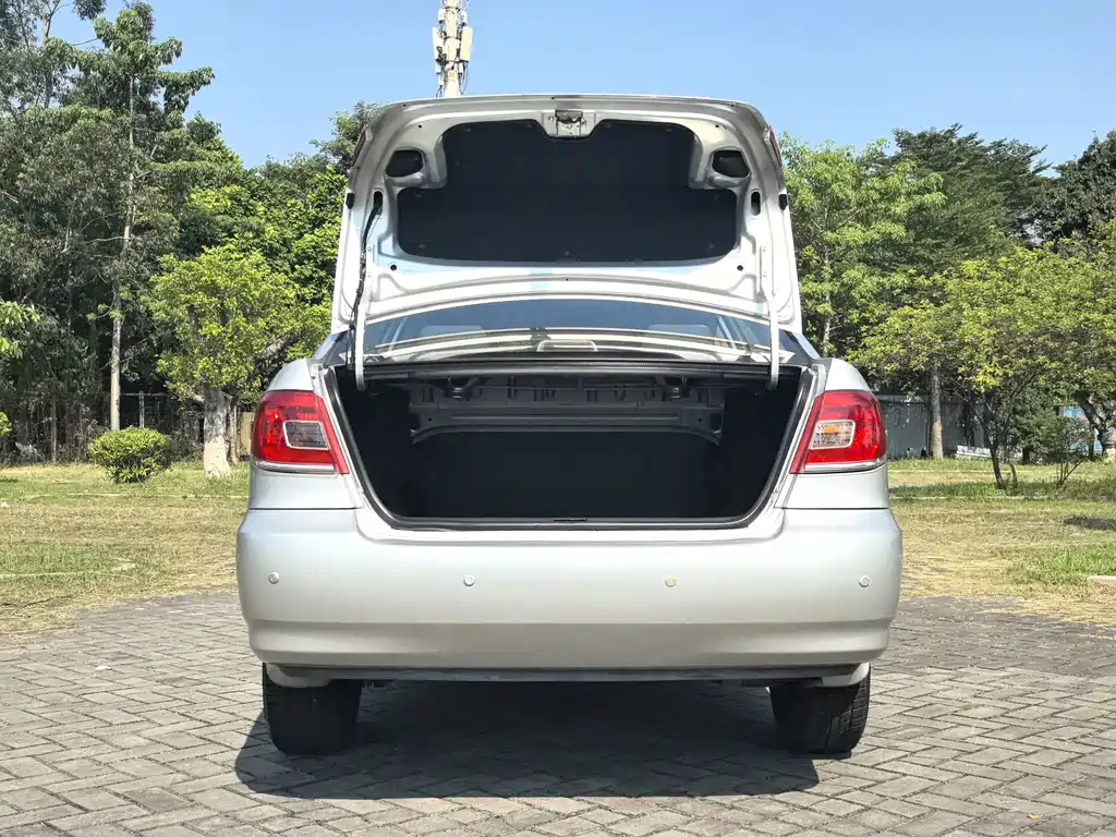 Toyota Corolla — миниатюра 8