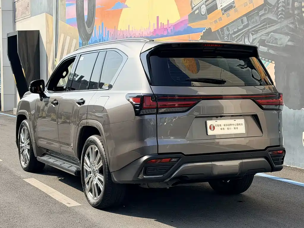 Lexus LX — миниатюра 5