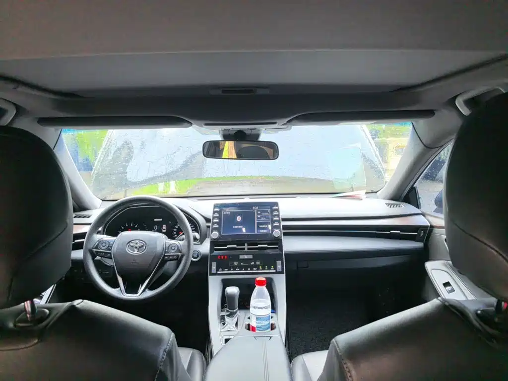 Toyota Avalon — миниатюра 19