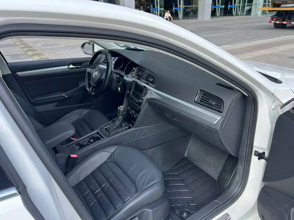 Volkswagen Lamando — миниатюра 5