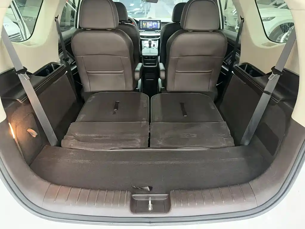 GEELY AUTOMOBILE JIAJIE