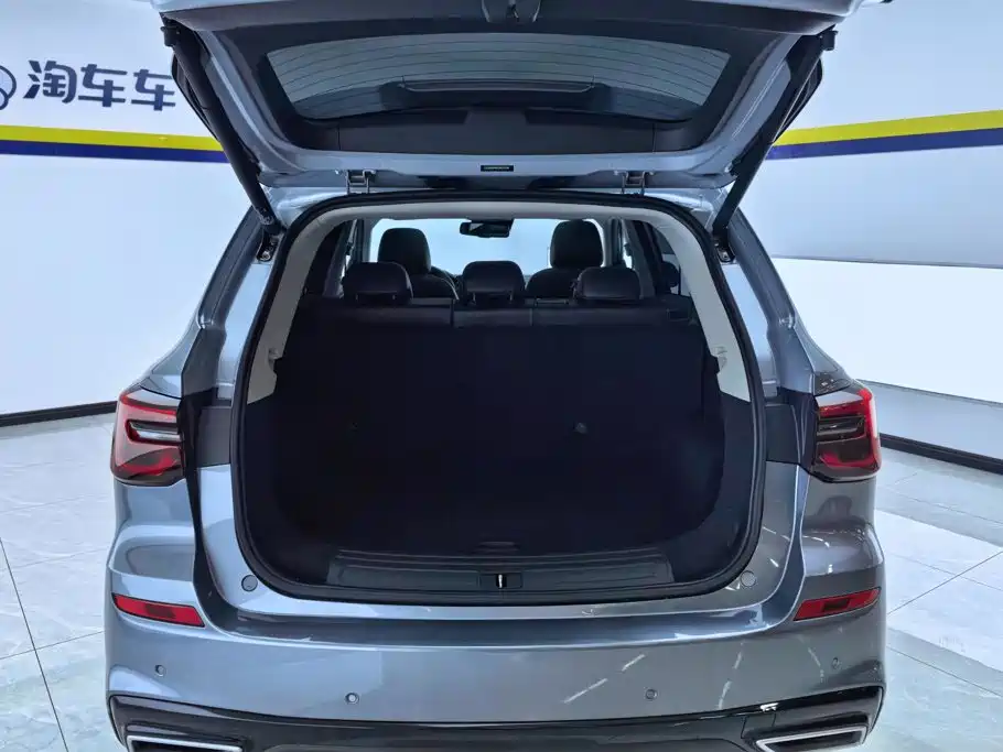 Roewe RX5 — миниатюра 4