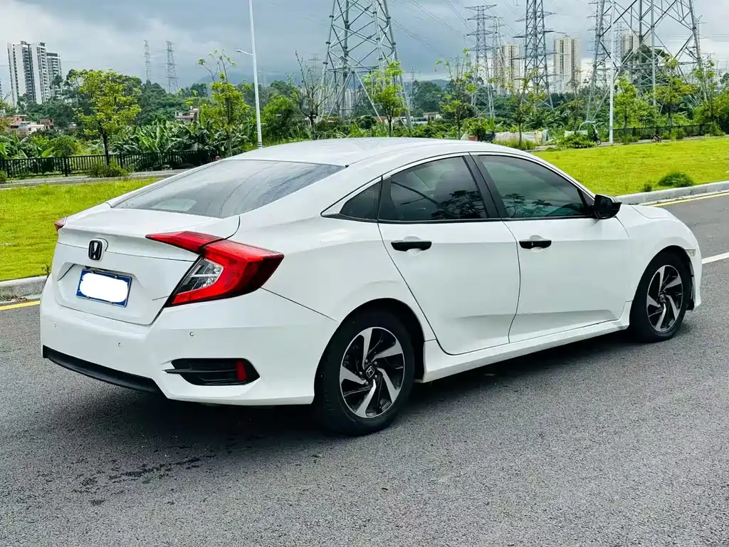 Honda Civic — миниатюра 3